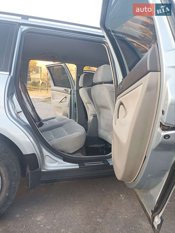 Универсал Volkswagen Passat 2003 в Львове