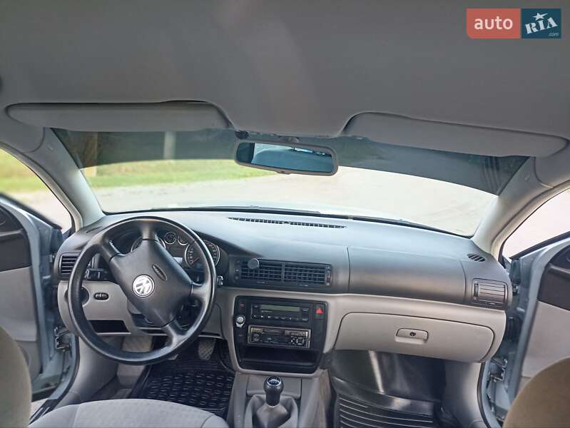 Универсал Volkswagen Passat 2003 в Львове