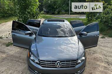 Седан Volkswagen Passat 2012 в Запорожье