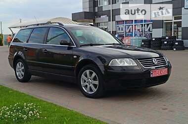 Универсал Volkswagen Passat 2002 в Сарнах