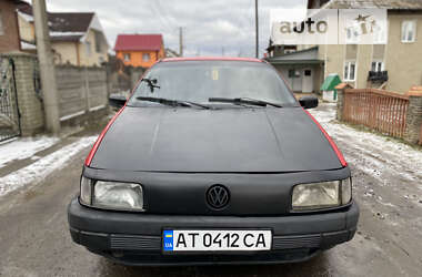Седан Volkswagen Passat 1990 в Коломые