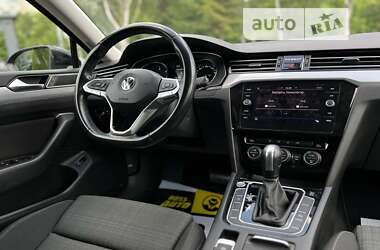 Универсал Volkswagen Passat 2020 в Львове