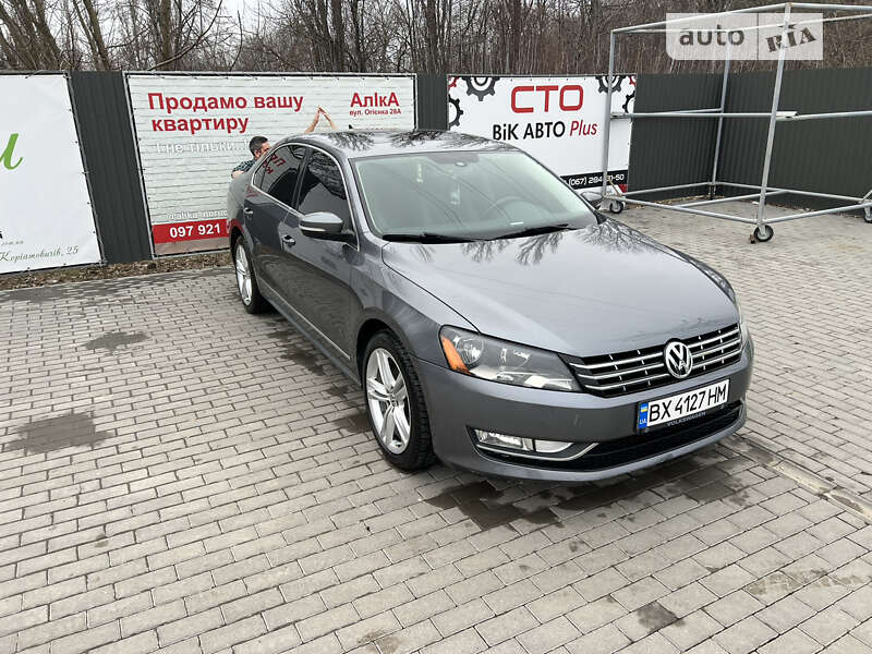 Седан Volkswagen Passat 2014 в Кам'янець-Подільському