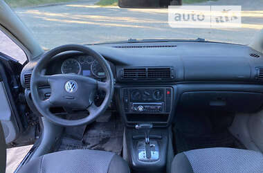 Седан Volkswagen Passat 2001 в Кропивницькому
