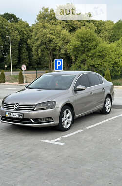 Седан Volkswagen Passat 2012 в Виннице