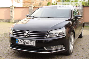 Седан Volkswagen Passat 2014 в Мукачево