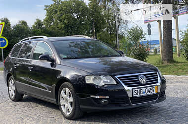 Универсал Volkswagen Passat 2006 в Староконстантинове