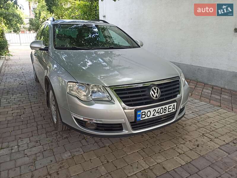 Універсал Volkswagen Passat 2006 в Зборові