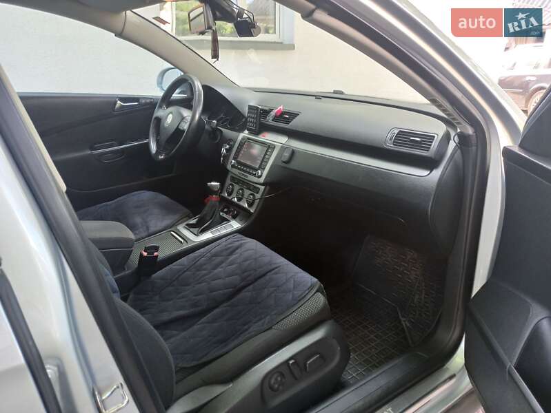 Універсал Volkswagen Passat 2006 в Зборові