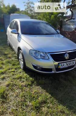 Седан Volkswagen Passat 2007 в Киеве