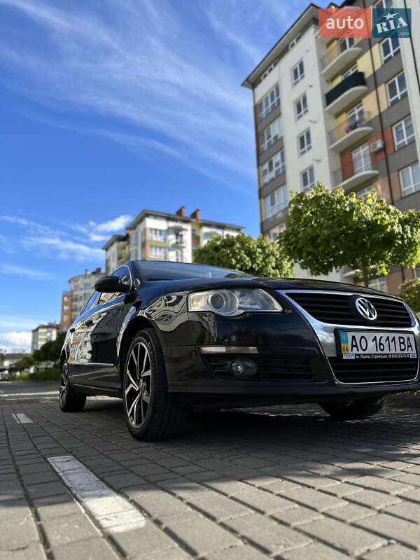 Седан Volkswagen Passat 2009 в Івано-Франківську