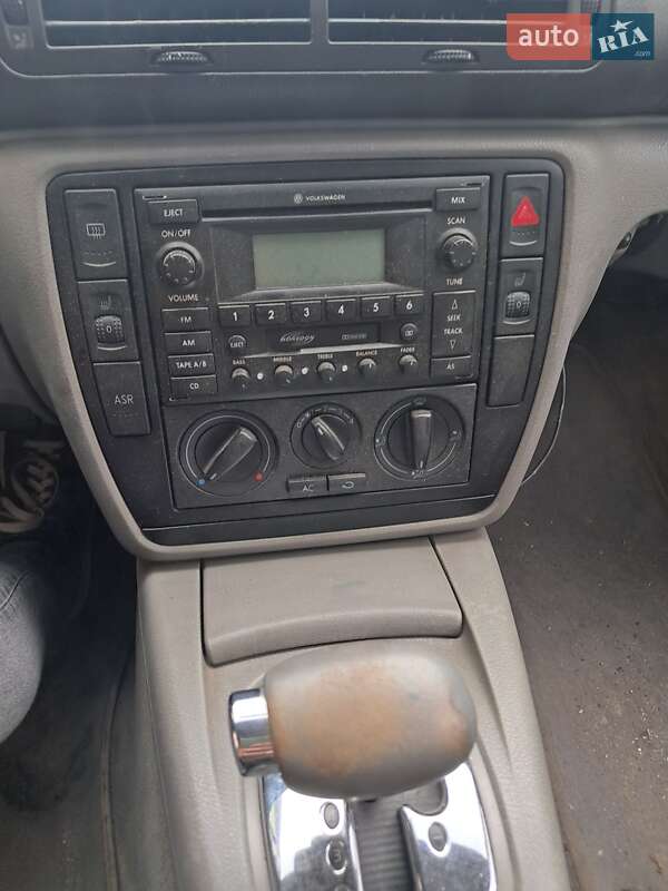 Седан Volkswagen Passat 2003 в Львове фото 5 Седан Volkswagen Passat 2003 в Львове