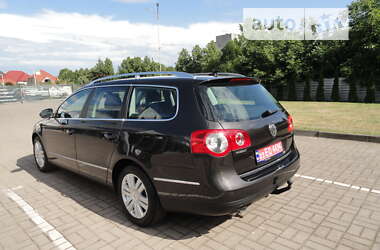 Універсал Volkswagen Passat 2010 в Луцьку