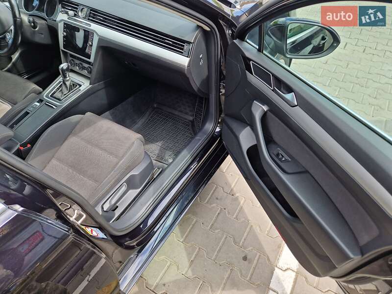 Универсал Volkswagen Passat 2017 в Галиче