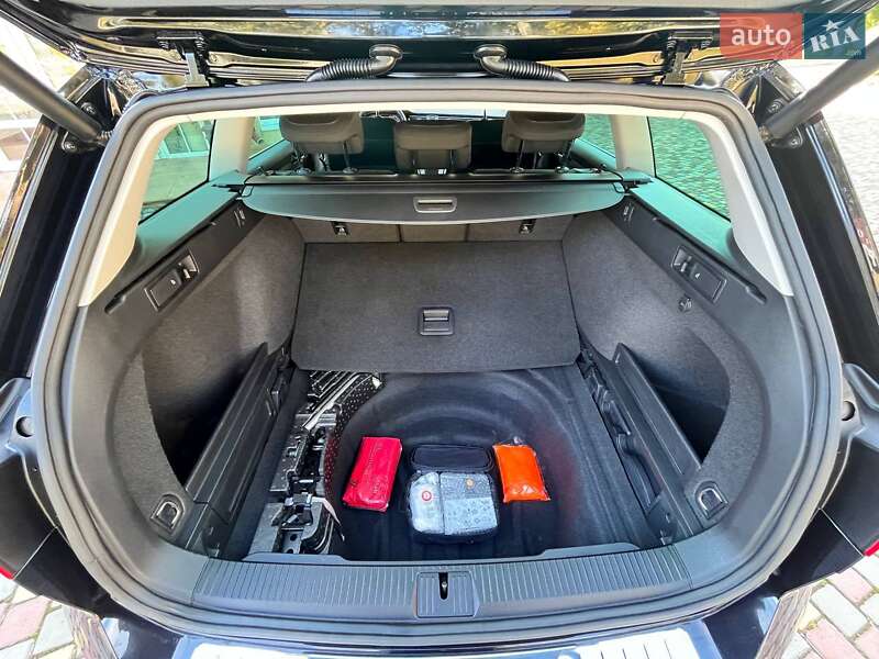 Універсал Volkswagen Passat 2019 в Києві