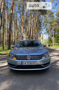 Седан Volkswagen Passat 2012 в Черкассах