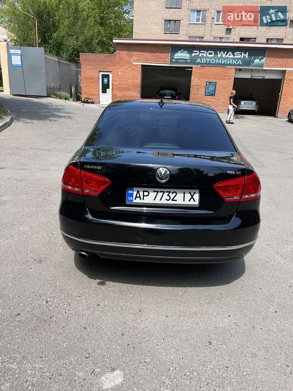 Седан Volkswagen Passat 2014 в Запоріжжі