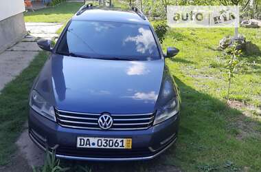 Универсал Volkswagen Passat 2014 в Стрые