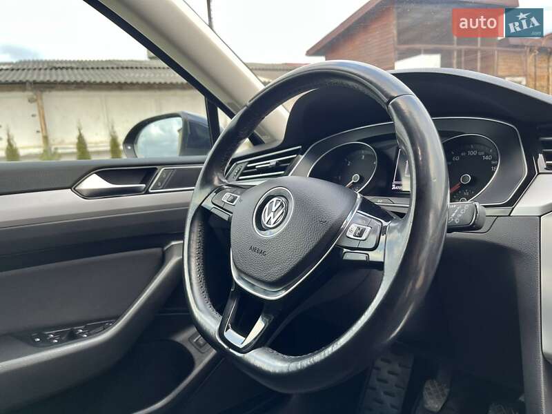 Универсал Volkswagen Passat 2016 в Золочеве фото 57 Универсал Volkswagen Passat 2016 в Золочеве
