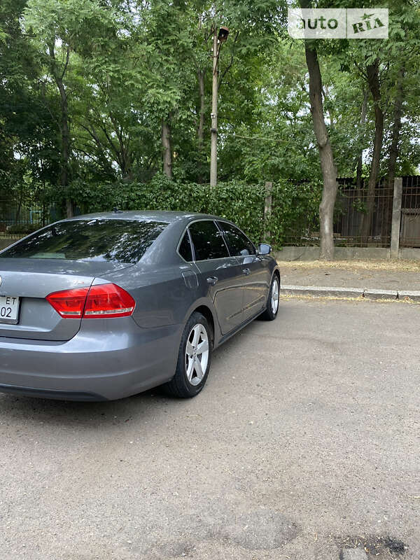 Седан Volkswagen Passat 2015 в Миколаєві