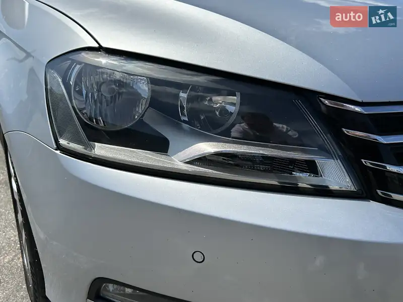 Volkswagen Passat 2011 VIN WVWZZZ3CZCE079010 фото оголошення 18 з 132