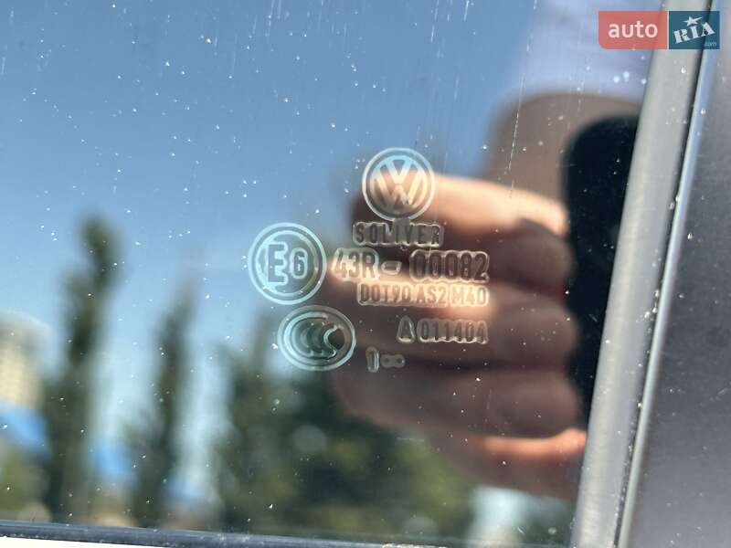 Універсал Volkswagen Passat 2011 в Києві