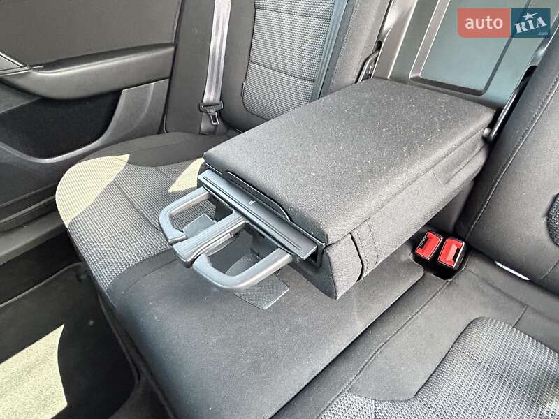 Універсал Volkswagen Passat 2011 в Києві