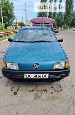 Седан Volkswagen Passat 1991 в Києві
