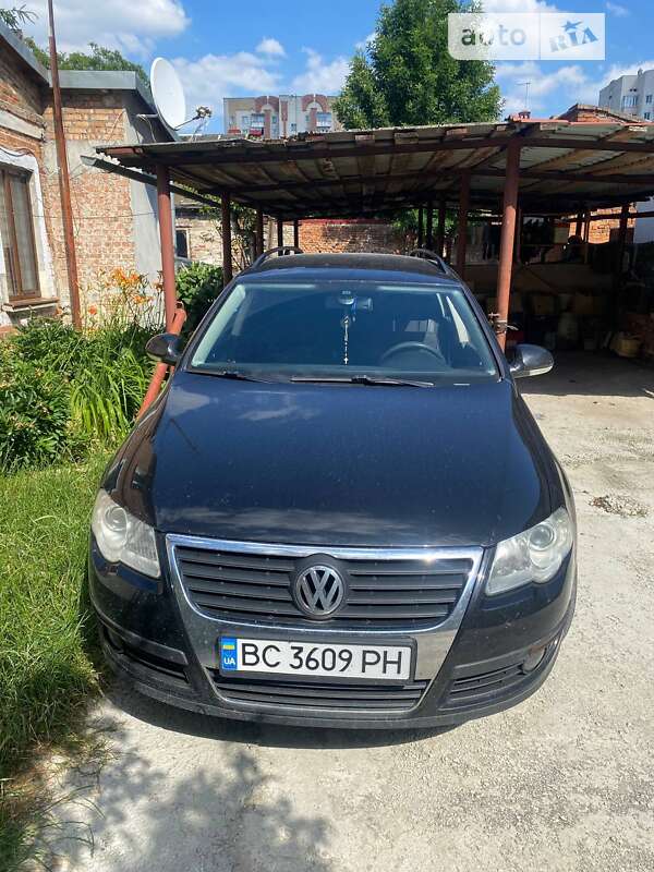 Универсал Volkswagen Passat 2009 в Львове