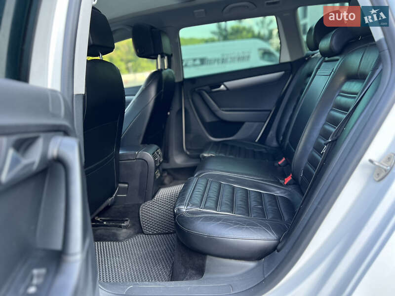 Универсал Volkswagen Passat 2011 в Ужгороде