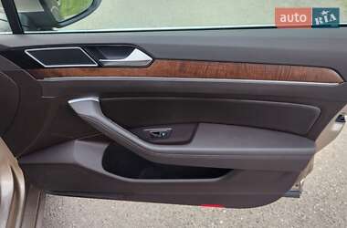 Седан Volkswagen Passat 2015 в Долинской