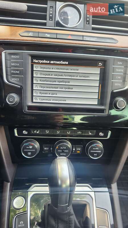 Седан Volkswagen Passat 2015 в Долинській