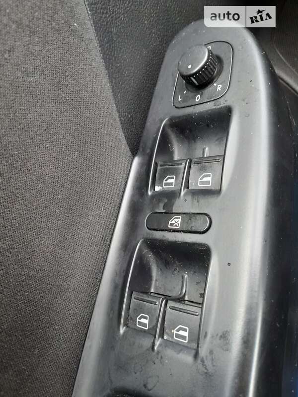 Універсал Volkswagen Passat 2008 в Рівному