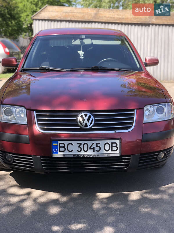 Седан Volkswagen Passat 2001 в Буську