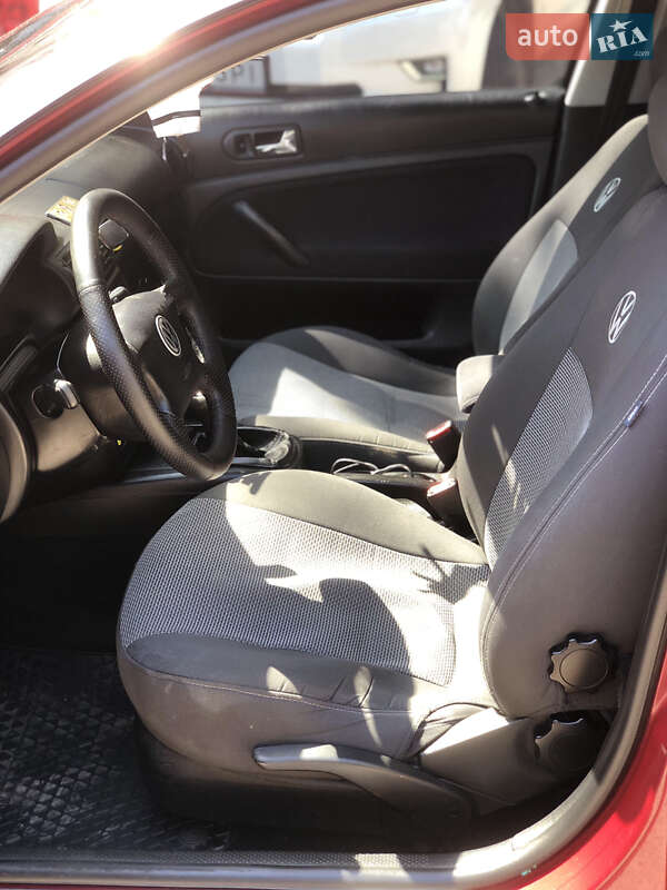 Седан Volkswagen Passat 2001 в Буську