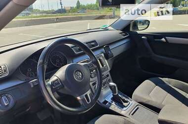 Універсал Volkswagen Passat 2014 в Луцьку