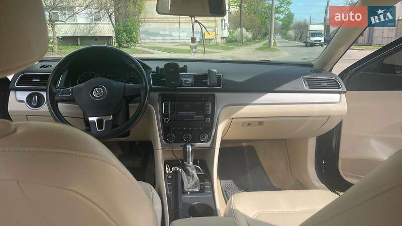 Седан Volkswagen Passat 2015 в Харькове