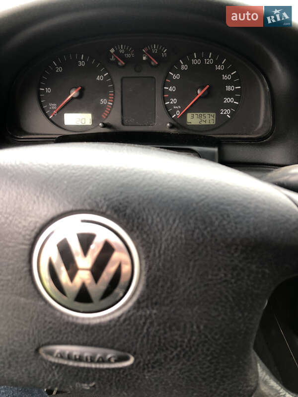 Универсал Volkswagen Passat 1999 в Горохове