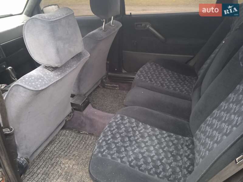 Универсал Volkswagen Passat 1993 в Ровно