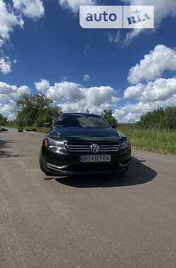 Седан Volkswagen Passat 2011 в Тернополі