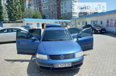 Седан Volkswagen Passat 1999 в Николаеве