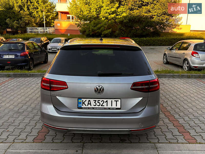Универсал Volkswagen Passat 2018 в Львове