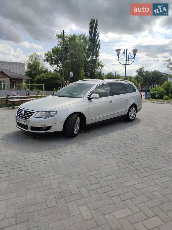 Универсал Volkswagen Passat 2007 в Киеве