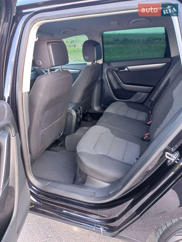 Універсал Volkswagen Passat 2014 в Рівному