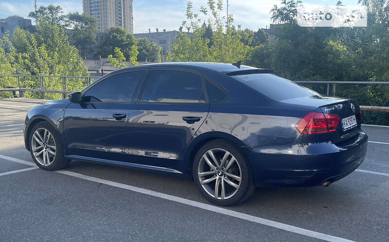 Седан Volkswagen Passat 2015 в Киеве