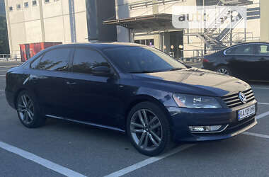 Седан Volkswagen Passat 2015 в Киеве