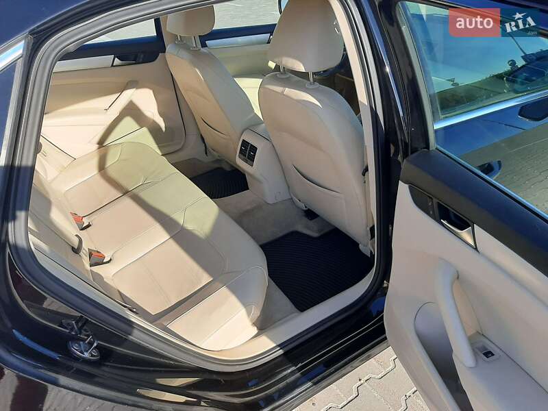 Седан Volkswagen Passat 2012 в Киеве фото 8 Седан Volkswagen Passat 2012 в Киеве