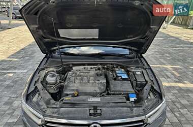 Седан Volkswagen Passat 2016 в 