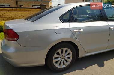 Седан Volkswagen Passat 2012 в 