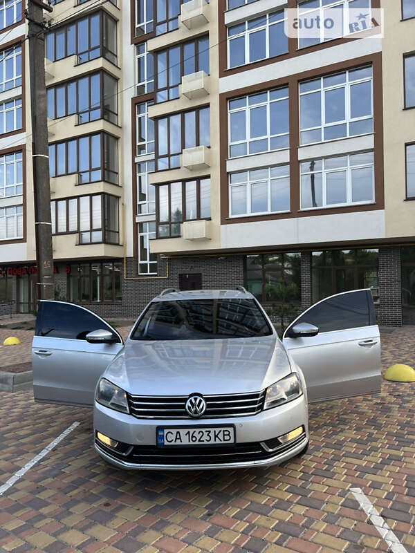 Універсал Volkswagen Passat 2011 в Умані